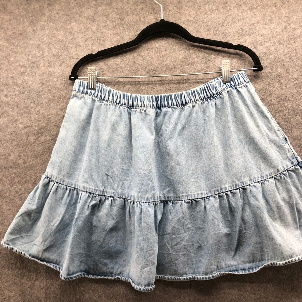 American Eagle Tiered Ruffle Mini Skirt Womens L Light Wash Blue Denim Pull On - Picture 2 of 7